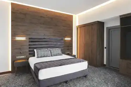 Riviera Zen - 54