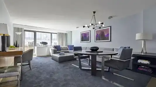 Loews Regency New York - 81