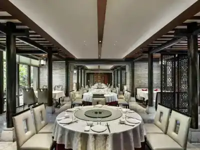 Pullman Oceanview Sanya Bay Resort & Spa - 27