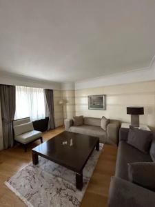 Surmeli Istanbul - 82