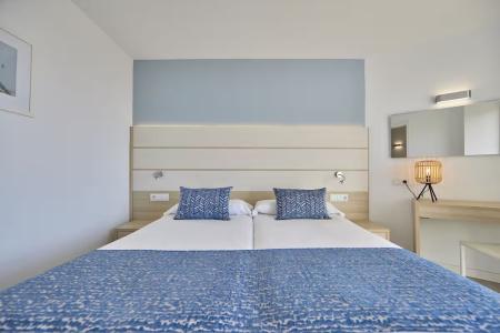 Tomir Portals Suites - 29