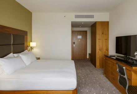 DoubleTree by Hilton Łódź - 39
