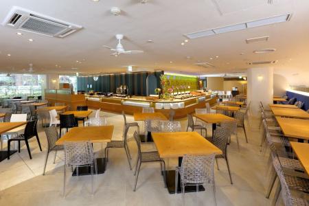 Plaza Osaka - 13