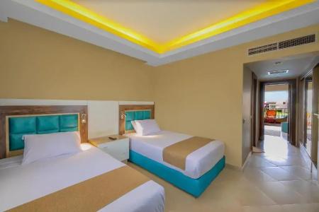 Titanic Aqua Park Resort - Families and Couples only - 54
