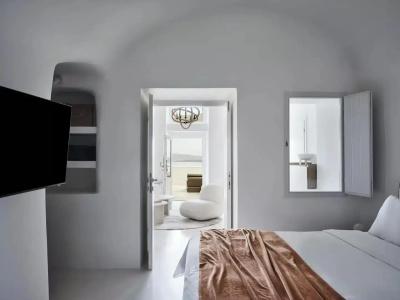 Andronis Boutique - 32