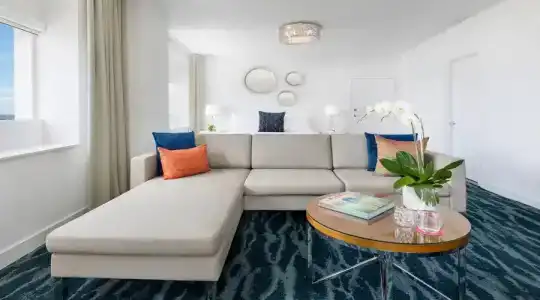 Yve Miami - 45
