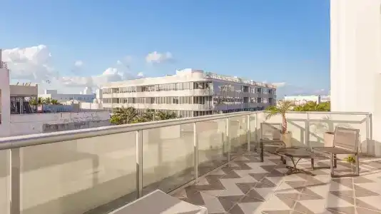 The Plymouth South Beach - 75