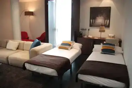 Diagonal Plaza - 62
