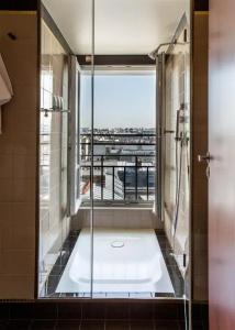 Hôtel du Rond-Point des Champs-Elysées - Esprit de France - 66