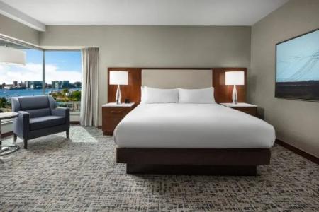 Hilton Boston Logan Airport - 57