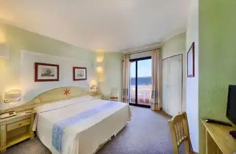 Grand Smeraldo Beach - 4