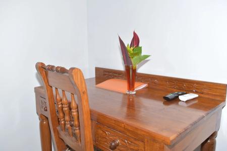 Chukwani Executive Inn - 5