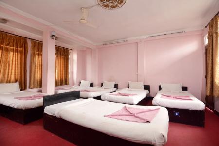 Silver Home - 4