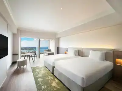 Okinawa Marriott Resort & Spa - 11