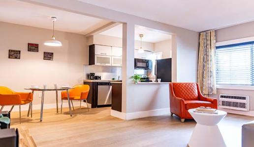 Beachside All Suites - 38