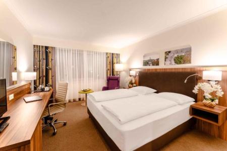Hilton Garden Inn Vienna South - 57
