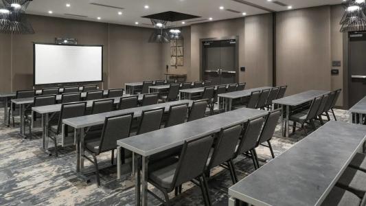 AC by Marriott Boston Cleveland Circle - 15