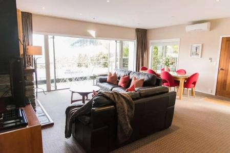 Queenstown House Boutique and Apartments - 89