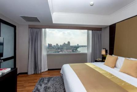 Ramada Plaza by Wyndham Bangkok Menam Riverside - 94