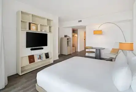 The Gabriel Miami Downtown, Curio Collection by Hilton - 121