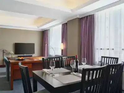 Novotel Century - 23