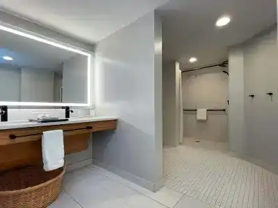 Pelican Grand Beach Resort, a Noble House Resort - 46