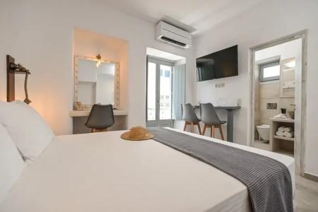 Venetian Suites - 208