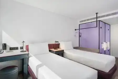 Yotel Porto - 9