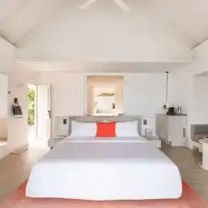 Lux* South Ari Atoll Resort & Villas - 1