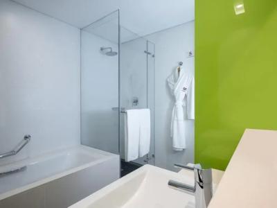 Crowne Plaza Tel Aviv City Center, An Ihg - 42