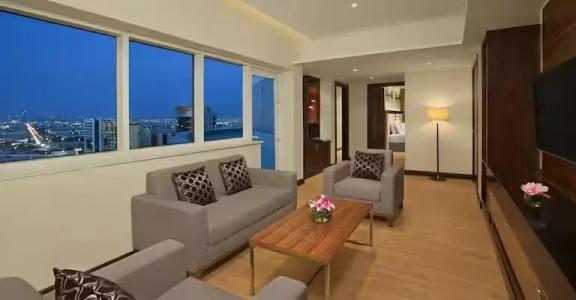 DoubleTree by Hilton and Residences Dubai – Al Barsha - 42