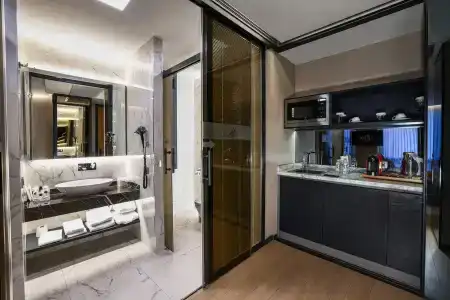 Broyt Suites - 38