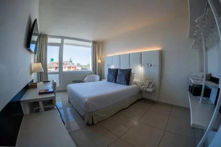 Ons Oceanfront - 61