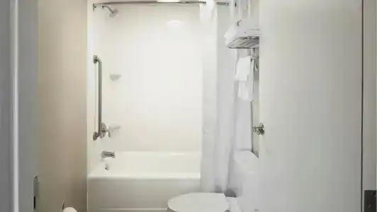 SpringHill Suites by Marriott Virginia Beach Oceanfront - 8