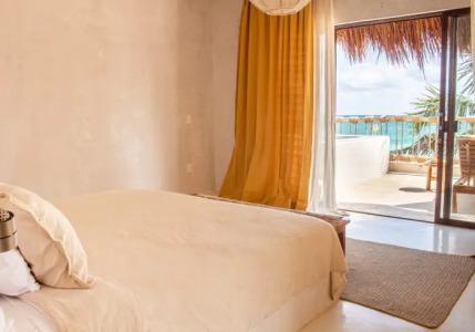 Dune Boutique located at the party zone - 62