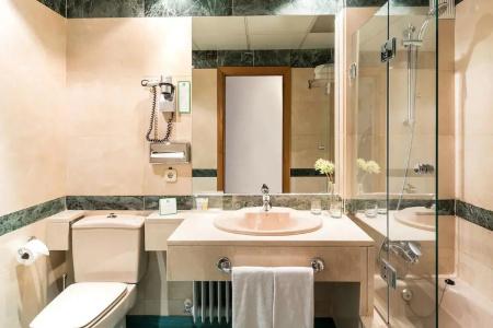 Rafaelhoteles Piramides - 47