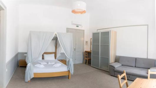 Douskos Guesthouse - 165