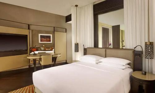 Grand Hyatt Abu Dhabi & Residences Emirates Pearl - 8