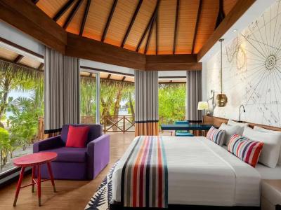 Mercure Maldives Kooddoo Resort - 6