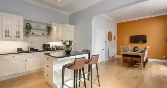 Ten Hill Place - 64