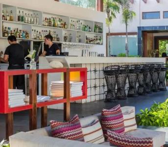 Mi Amor a Colibri Boutique-Adults Only - 18