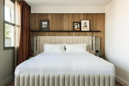 Holiday Inn Paris Notre Dame, An Ihg - 1