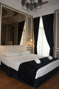 Triada Taksim - Special Category - 93