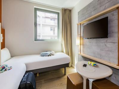 ibis budget Gent Centrum Dampoort - 1