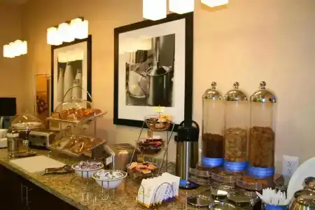 Hampton Inn & Suites Mexico City - Centro Historico - 19