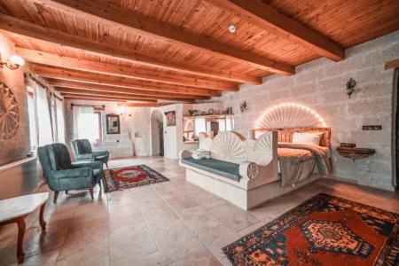 Zeus Cave Suites - 84