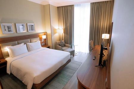 Hilton Garden Inn Dubai Al Muraqabat - Deira - 8