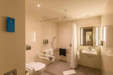Hampton By Hilton Frankfurt Airport - 25