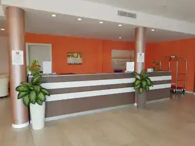 Bella Lazise - 1