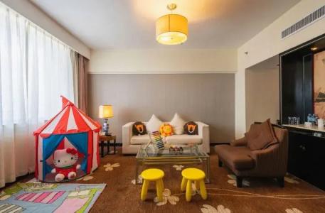Landmark Canton - 65